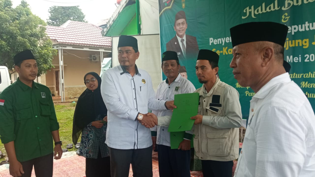 DPW PKB Jambi Serahkan SK DPAC Seluruh Tanjabtim, Kader PKB Harus Moderat