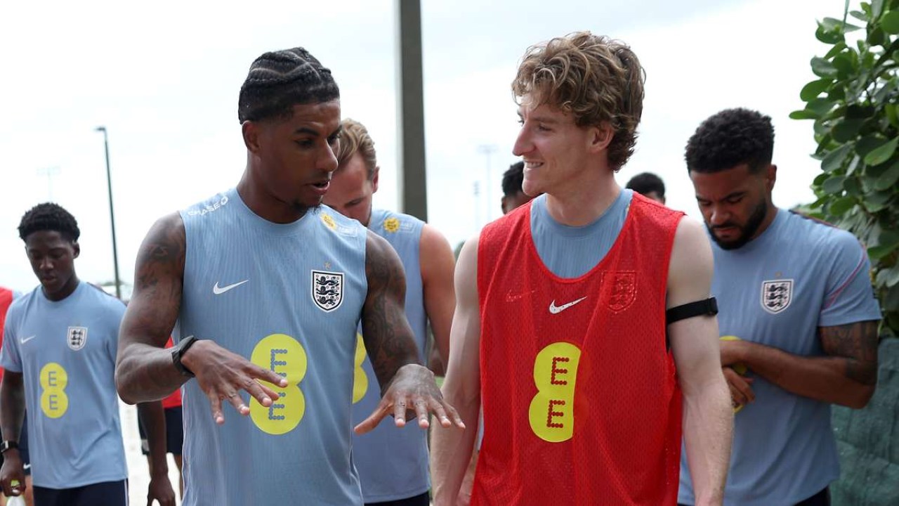 Anthony Gordon Gabung Barcelona, Dapat Wejangan dari Marcus Rashford