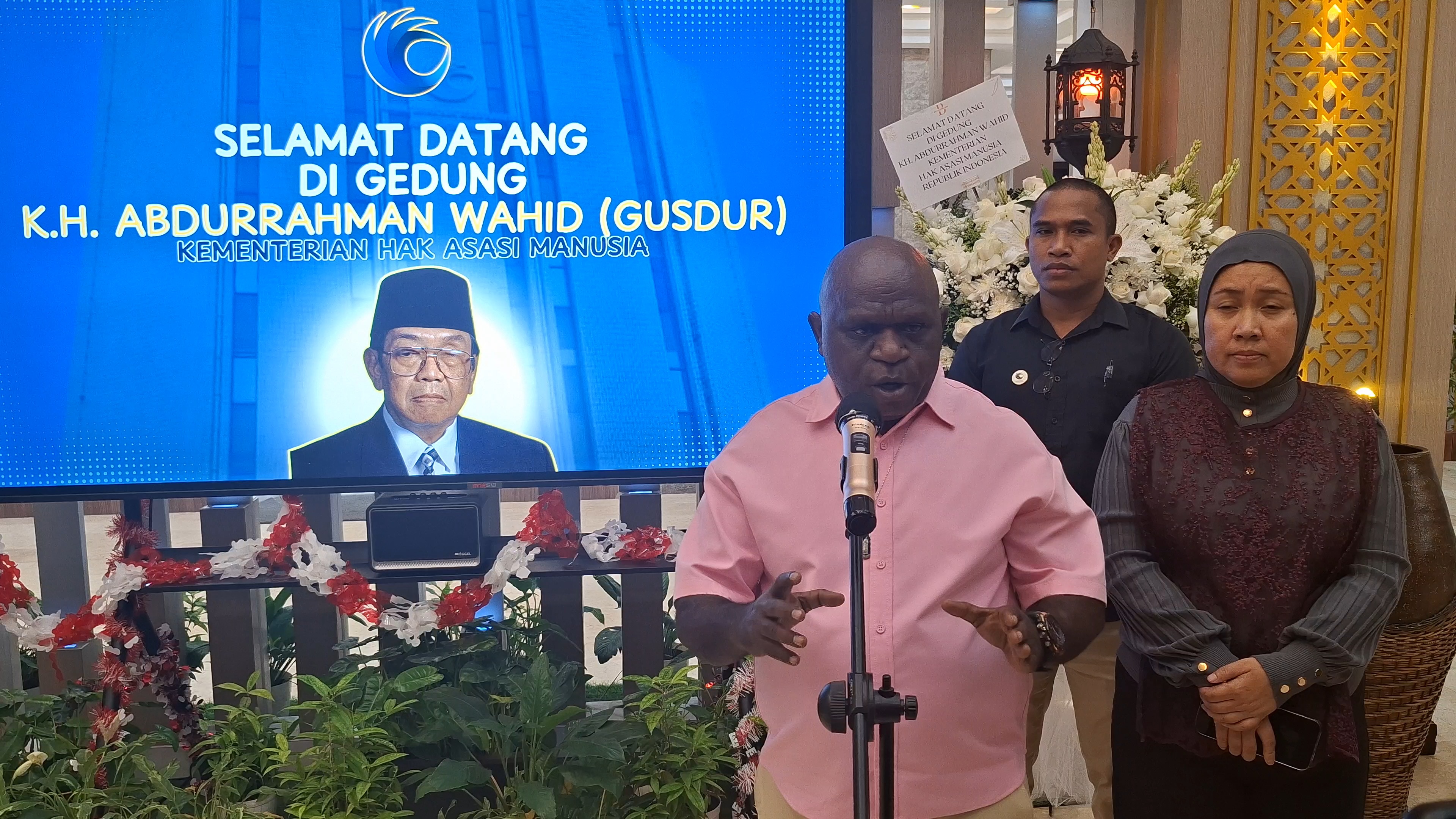 Ditanya Soal Gelar Pahlawan Nasional Soeharto, Pigai: No Comment, Titik!