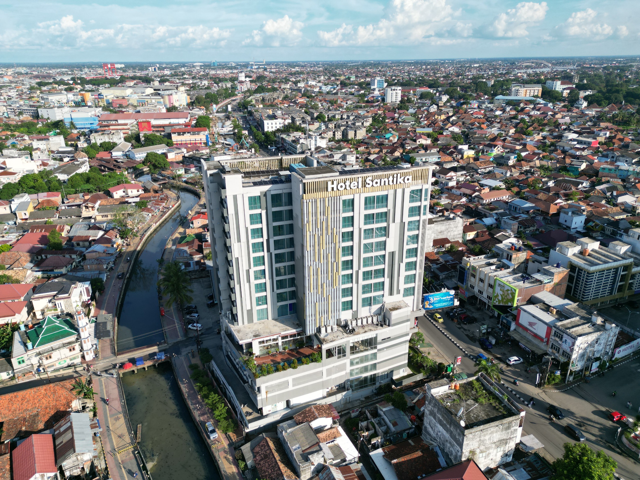Penuh Keceriaan, Hotel Santika Radial Palembang Gelar Lomba Bayi Sehat Bersama Milna