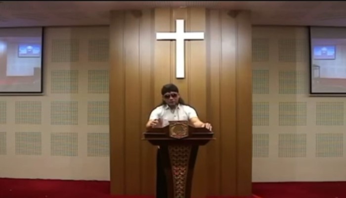 Gus Miftah Makan Nasi Mandhi Bareng Pendeta Gereja: Orang Non Islam Juga Bisa Makan Itu..