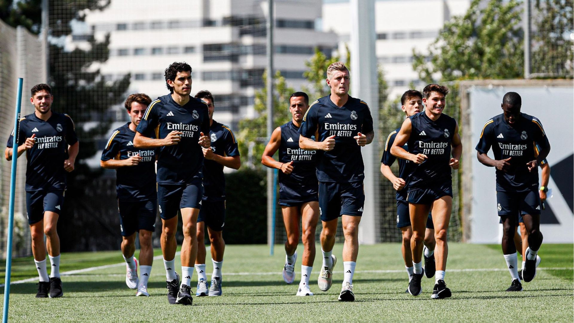 Jelang Pramusim Real Madrid: Arda Guler Ikut Latihan, Jude Bellingham dan Dani Ceballos Cedera