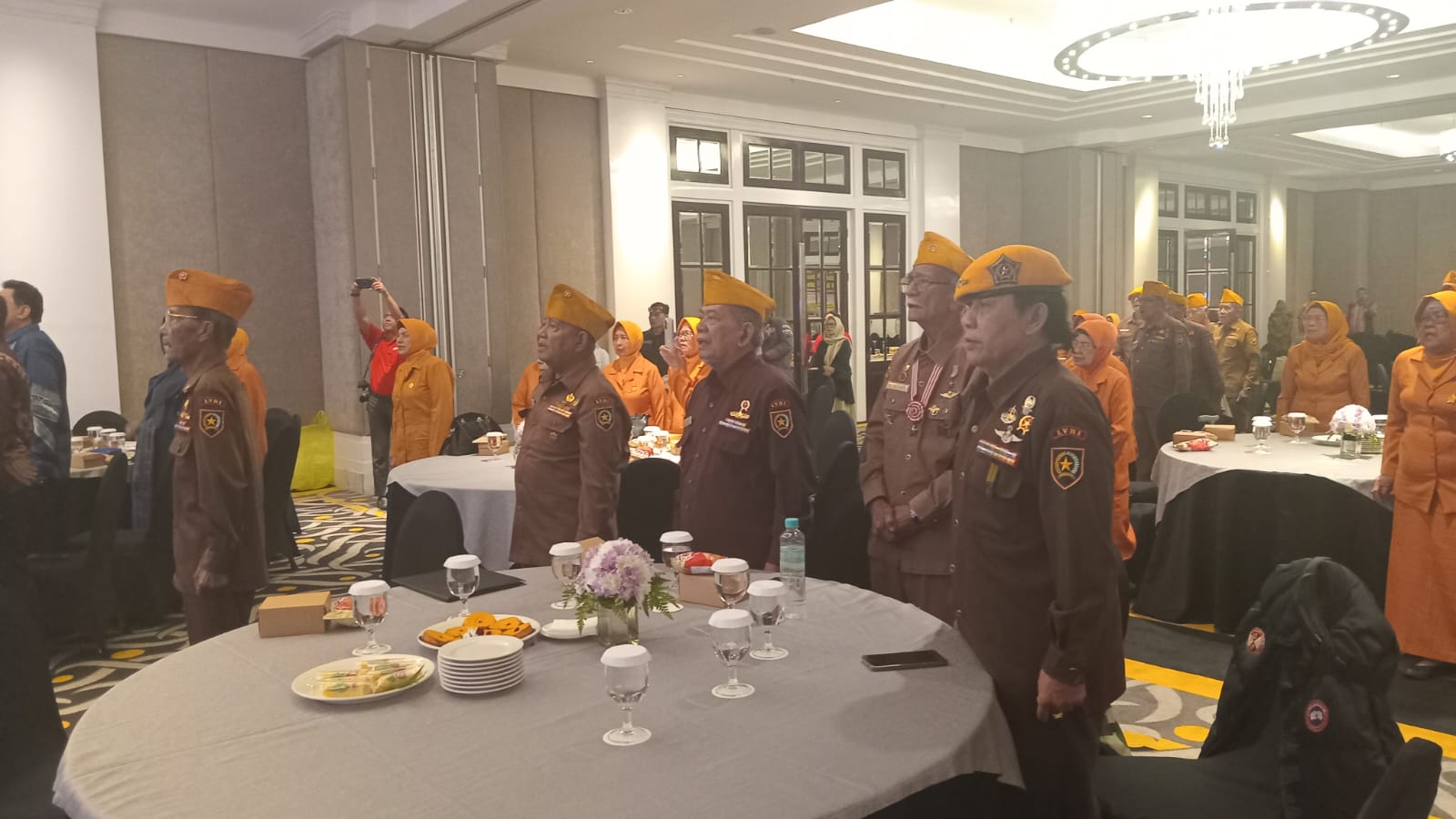 Baksos Peduli Veteran: Honda Jatim dan YBSI Beri Penghormatan di HUT RI ke-80