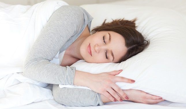 Kebiasaan Tidur dengan Lampu Menyala, Mengapa Masih Banyak Dilakukan?