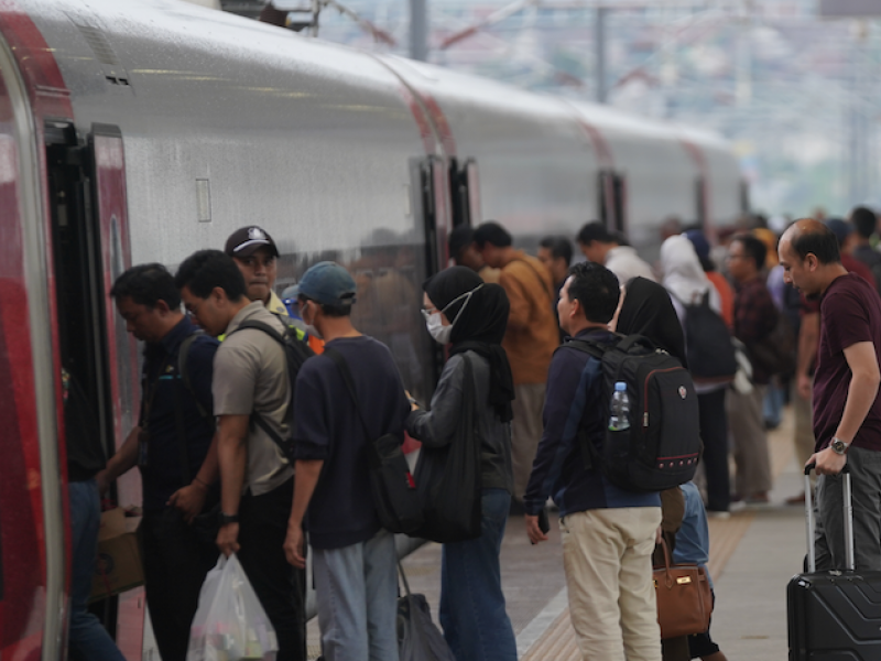 Sebanyak 14 Perjalanan Kereta Cepat Whoosh Dibatalkan Imbas Gempa Garut-Bandung Raya, Penumpang Boleh Refund Tiket