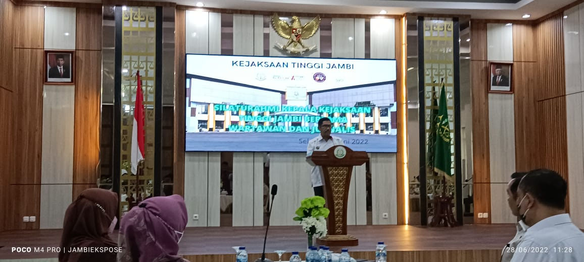 Kejati Jambi Silaturahmi Bersama Awak Media