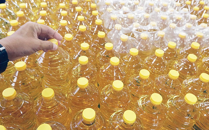 Holding BUMN Pangan Luncurkan Aplikasi Jual Beli Minyak Goreng, Harga Rp14 Ribu per Liter