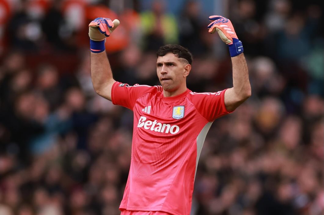 Juventus Incar Emiliano Martinez, Douglas Luiz Bisa Jadi Kunci Negosiasi dengan Aston Villa