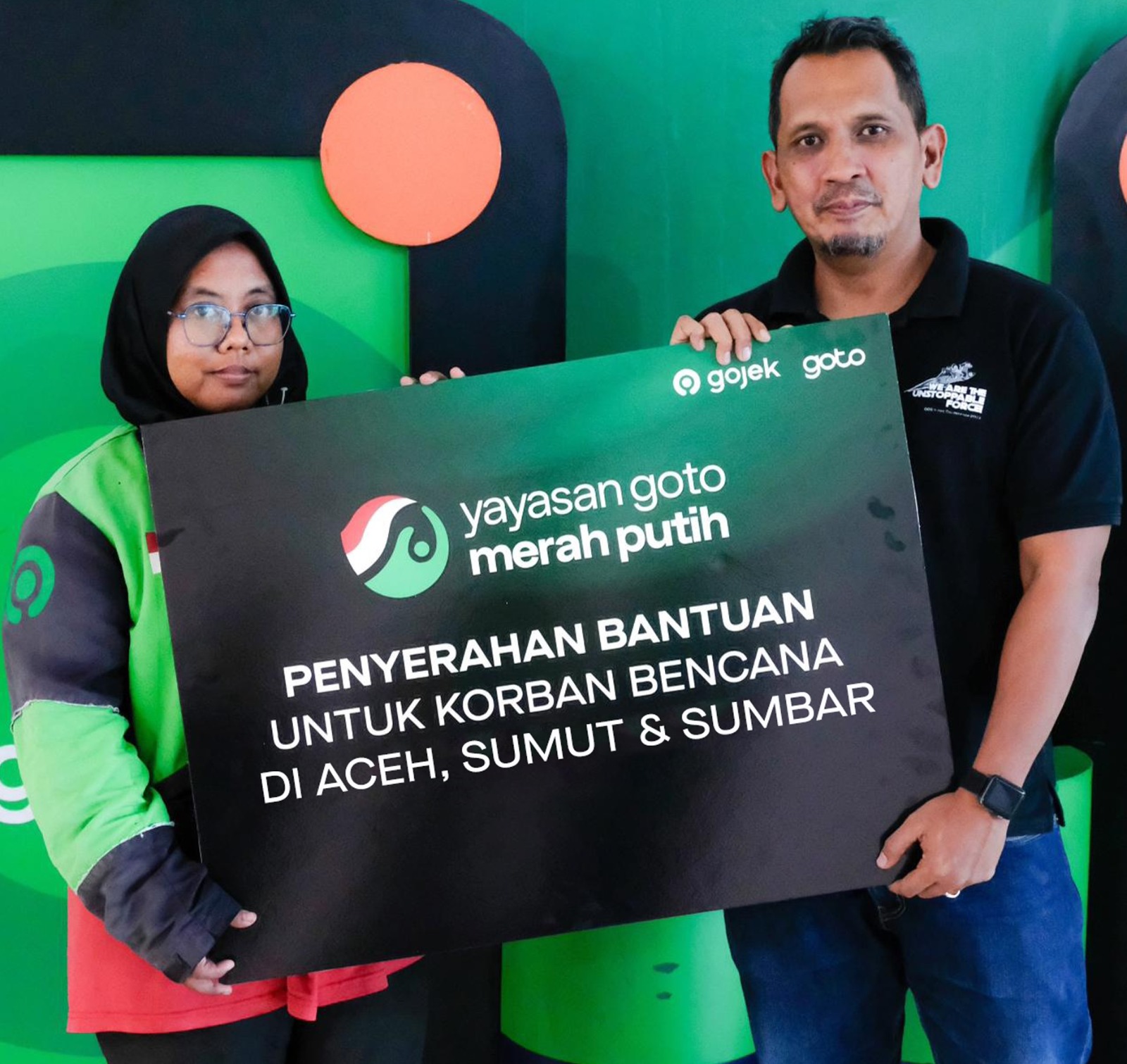 Bantu Pulih, GoTo Salurkan Bantuan Banjir untuk Ribuan Mitra Pengemudi di Sumatra