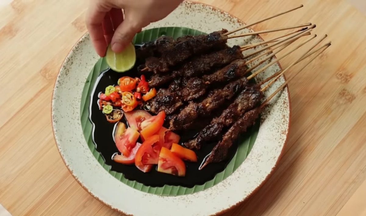 Seempuk Wagyu! Olah Daging Kurban dengan Resep Sate Kambing ala Devina Hermawan