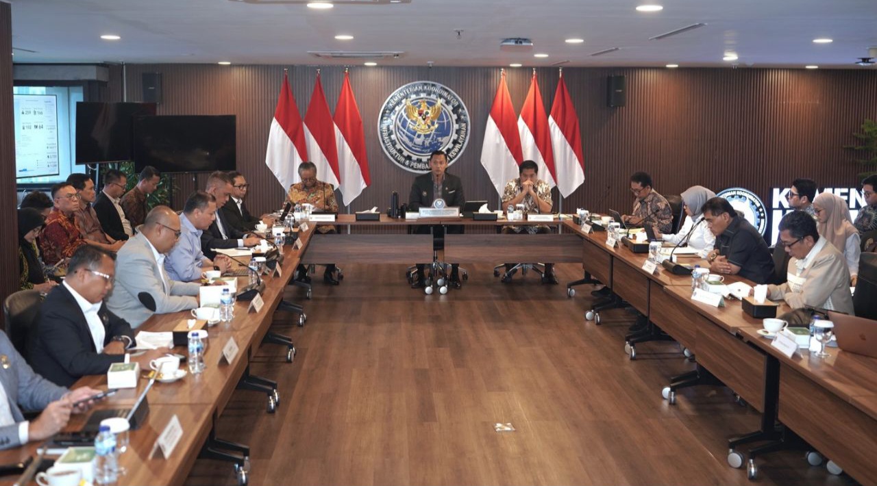 Di Hadapan AHY, Menteri Dody Paparkan Respons Cepat PU Tangani Bencana di Sumatera