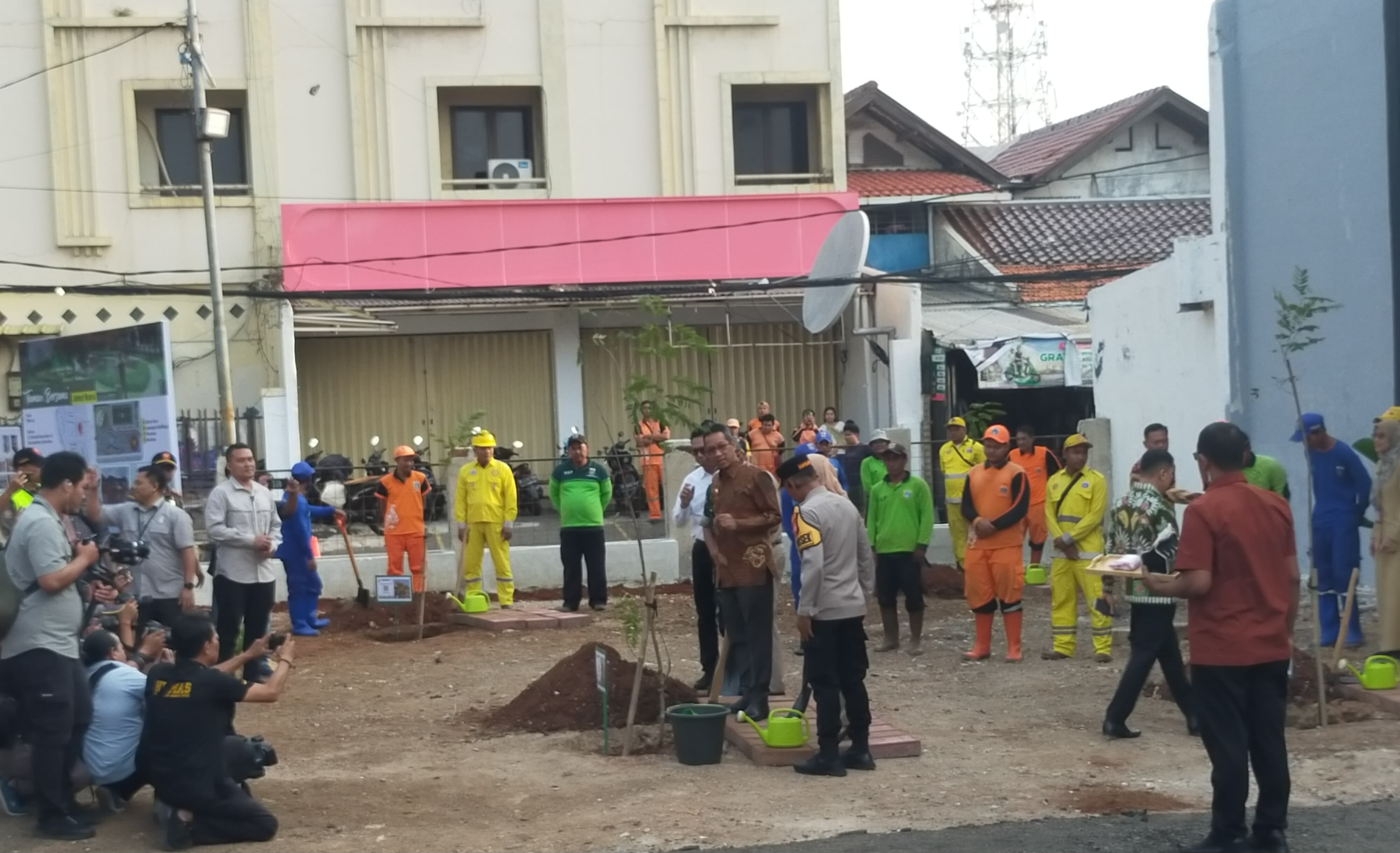 Bakal Dirubah Jadi RTH, Heru Budi Menata Kawasan Bekas Johar Baru Teater