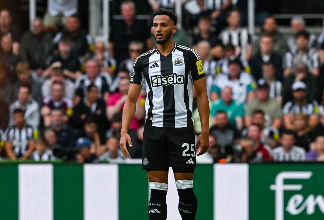 Liverpool Hadapi Dilema Transfer Murillo Batal Pindah, The Reds Pertimbangkan Lloyd Kelly Sebagai Bek Tangguh