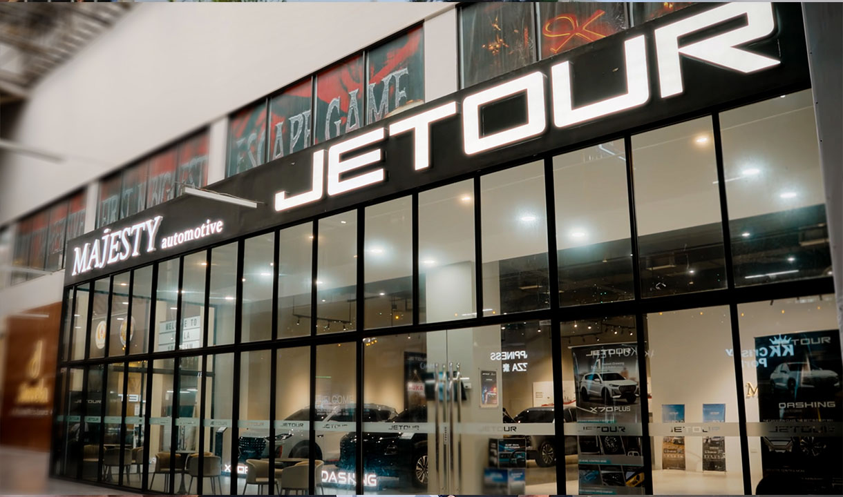 Resmikan Showroom Terbesar di Indonesia, JETOUR Batam Jadi Flagship di Tanah Air