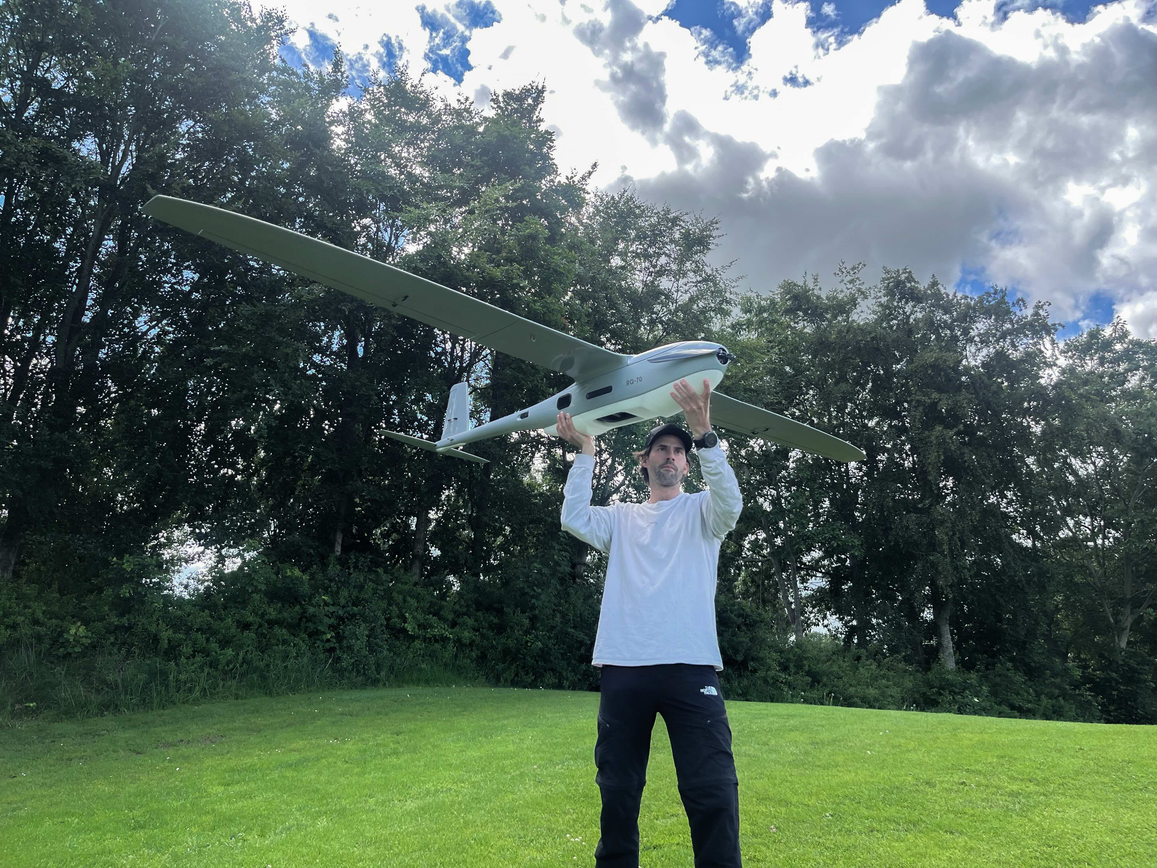 Teruji di Medan Perang Ukraina, Drone Ini Mampu Intai Objek hingga 100 Km