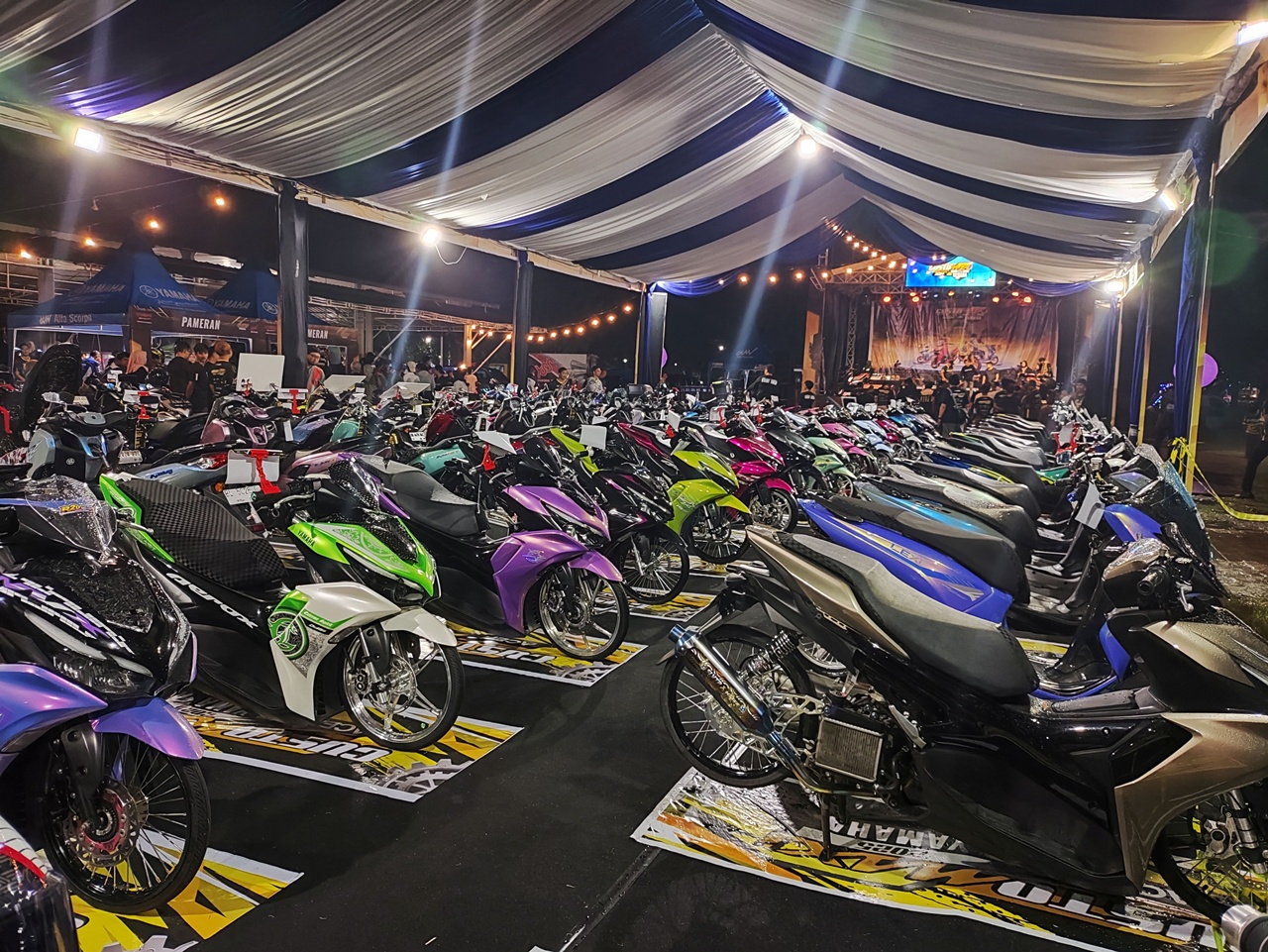Gak Kalah Keren, Ini Dia Deretan Motor Modifikasi di CustMAXI 2025 Aceh