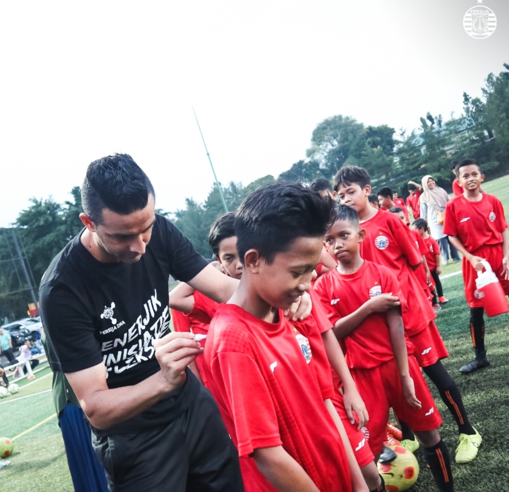 Coaching Clinic, Siswa Persija Soccer School Antusias, Otavio Dutra: Persija Adalah Klub Terbaik di Indonesia