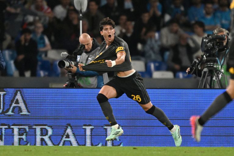 Napoli vs AS Roma 3-3: Balerdi Gagalkan Kemenangan Partenopei di Menit Akhir