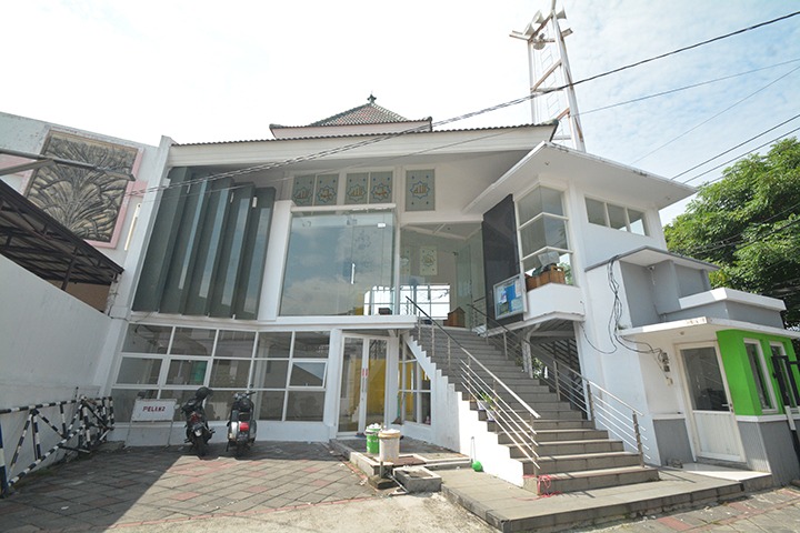 Serial Geliat Masjid Perumahan (Seri 17): Masjid Al Falah, Surabaya; Dikonsep Minimalis, Fokus Perluas Majelis