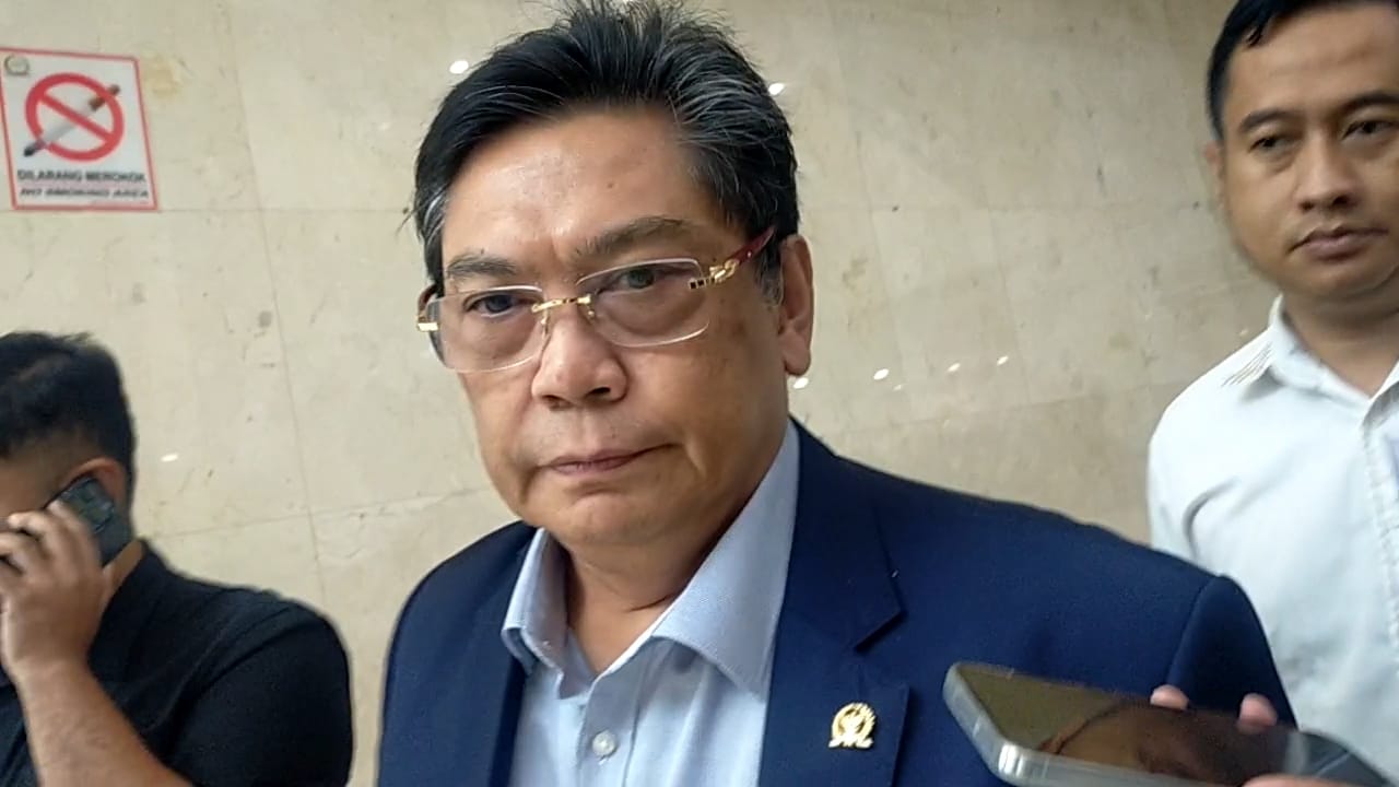 Utut Ungkap Pesan Megawati Terkait RUU TNI: Jangan Sampai Orba-Dwifungsi Kembali