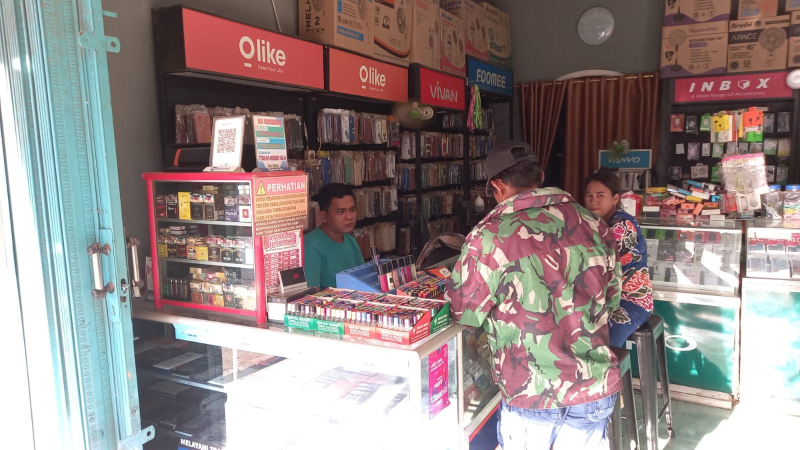 Bantu Warga Pelosok, BRILink Kian Menjamur: Transaksi Online & Beli Pulsa Jadi Satu di Desa Kayu Labu