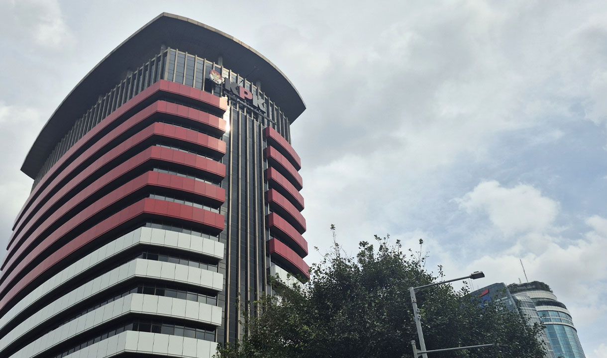 Eks Penyidik KPK Sebut Ada Upaya Sistematis Firli Sebar Info OTT Harun-Hasto