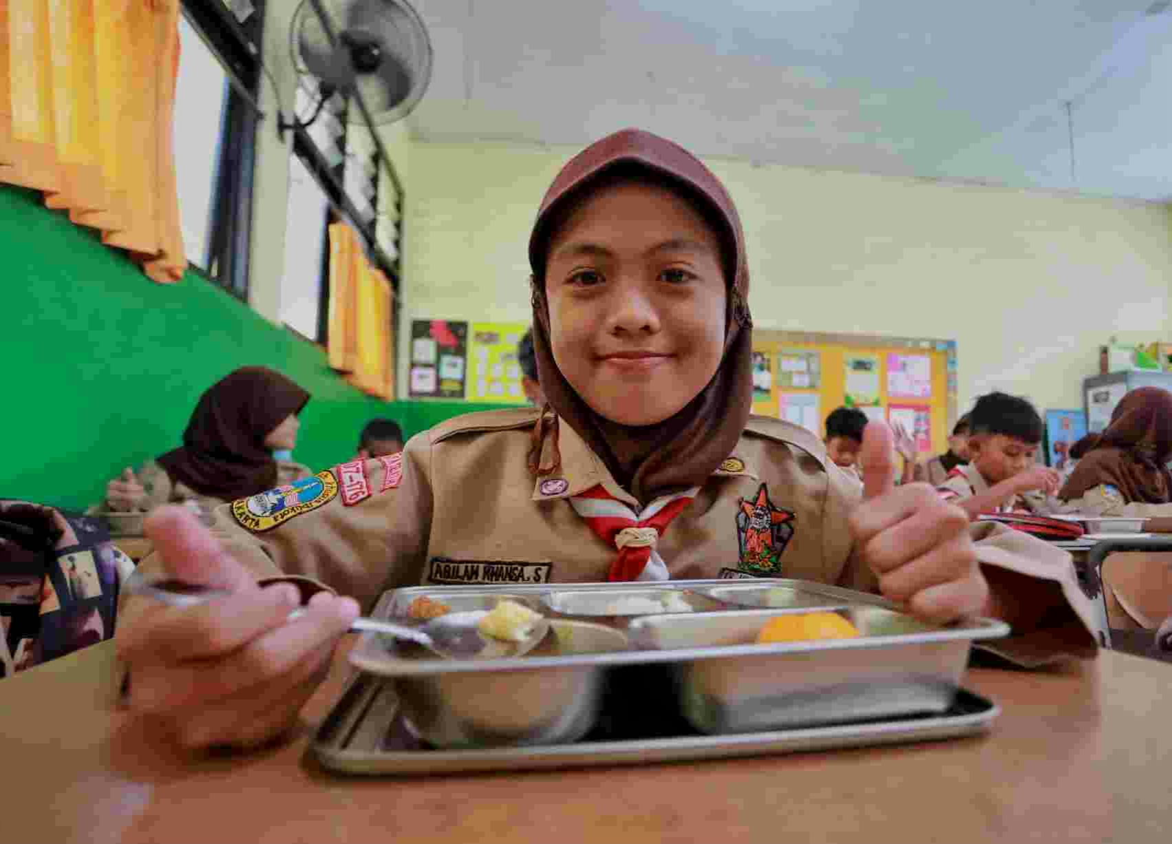 Pemprov DKI Catat 42.270 Siswa di Jakarta Sudah Nikmati Makan Bergizi Gratis