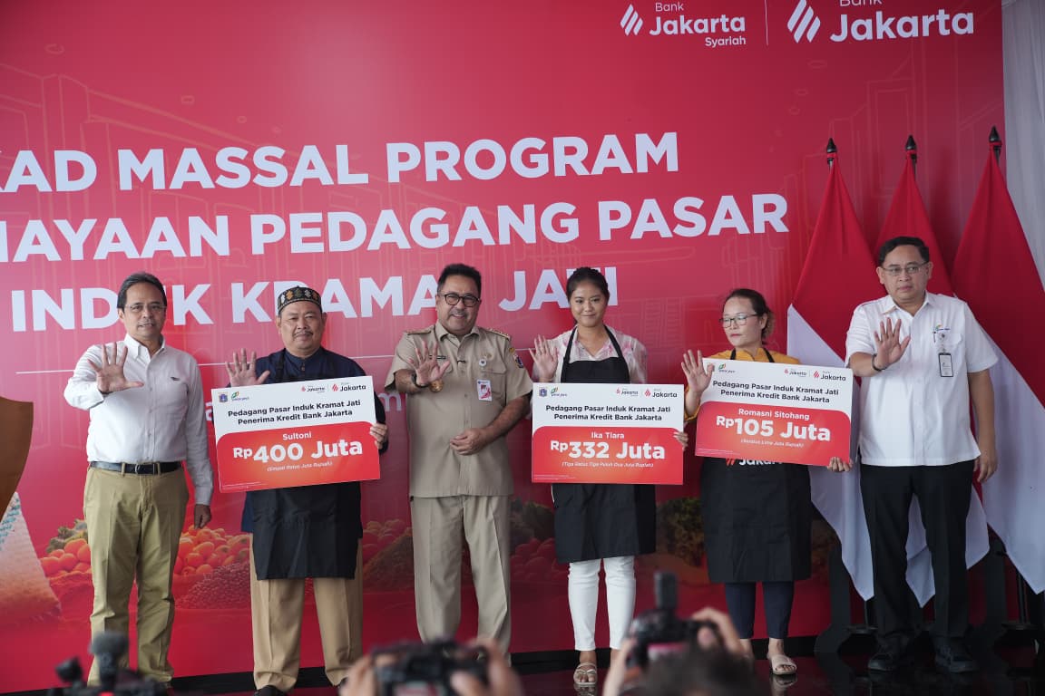 167 Pedagang Pasar Kramat Jati Dapat Pinjaman Modal Usaha Rp48 Miliar