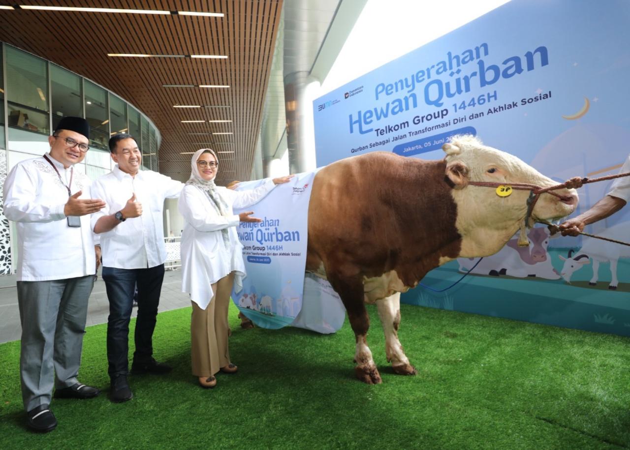 Rayakan Hari Raya Iduladha 1446H, TelkomGroup Salurkan 946 Hewan Kurban