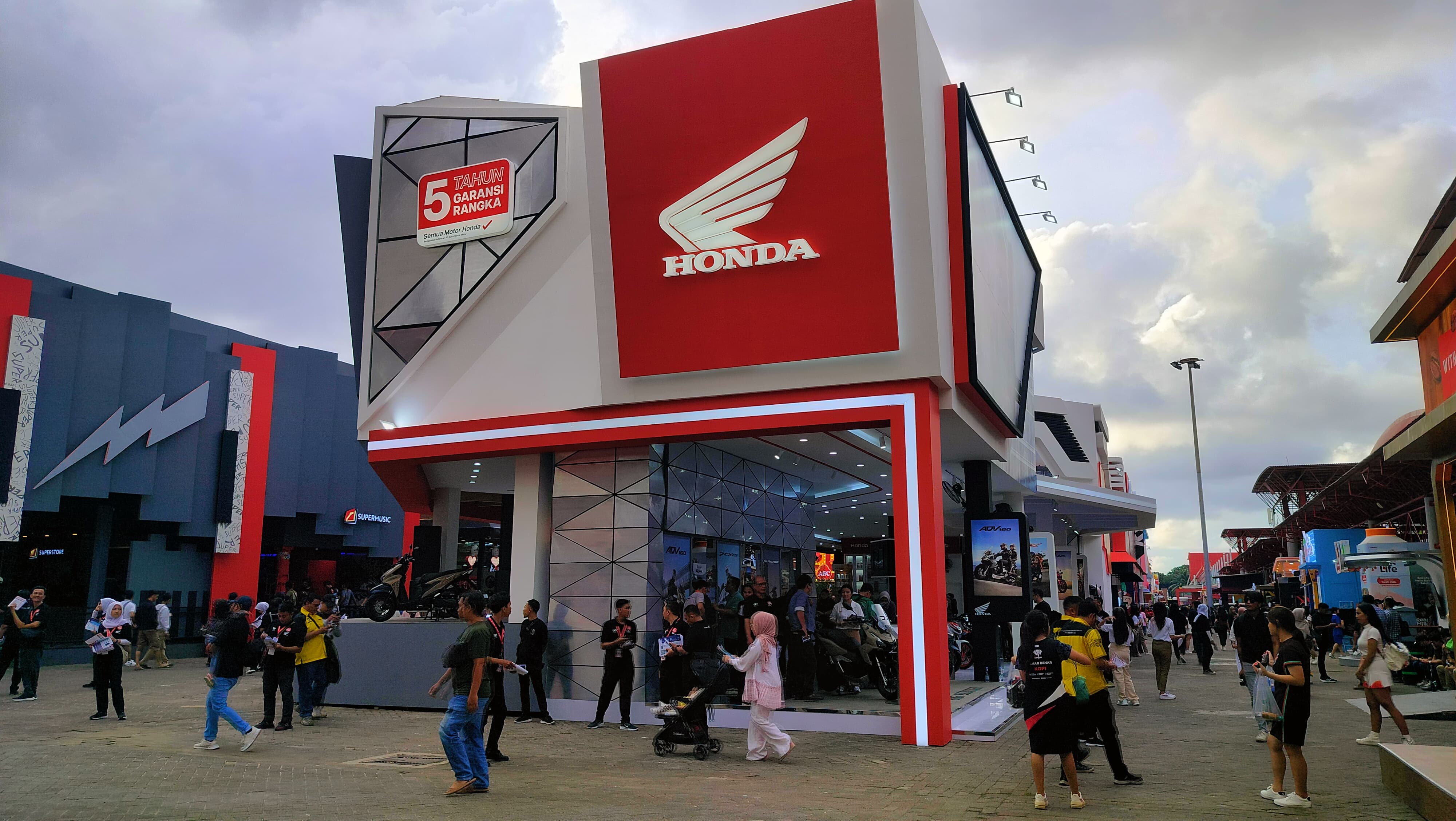 Ini Deretan Promo Honda di Jakarta Fair Kemayoran 2024, Ada Diskon Apparel Hingga 70 Persen