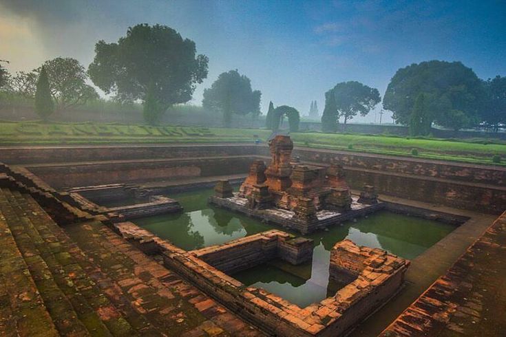 5 Tempat Wisata Edukasi Sejarah di Jawa Timur yang Menarik Dikunjungi