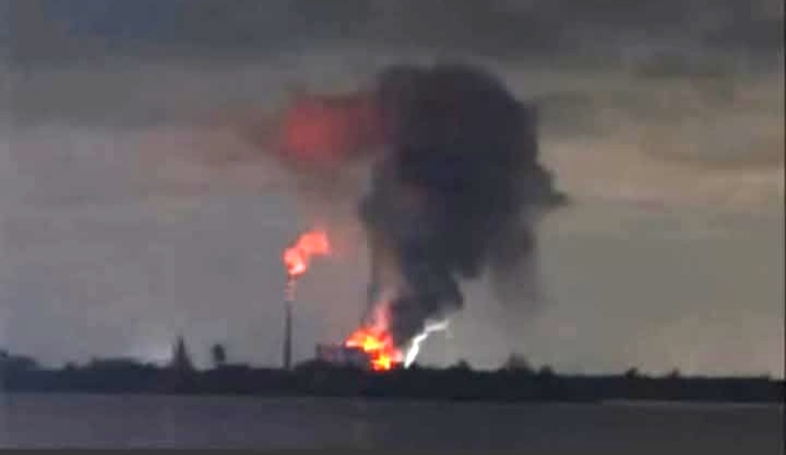 PLTU Labuhan Angin Terbakar Hebat Disertai Ledakan, PLN Pastikan Kondisi Aman