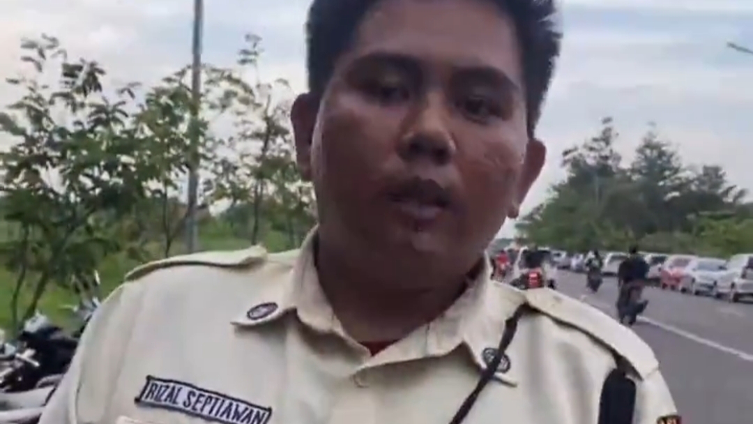 Viral Satpam di Bekasi Lakukan Pungli ke Warga yang Parkir, Ternyata Salah Paham