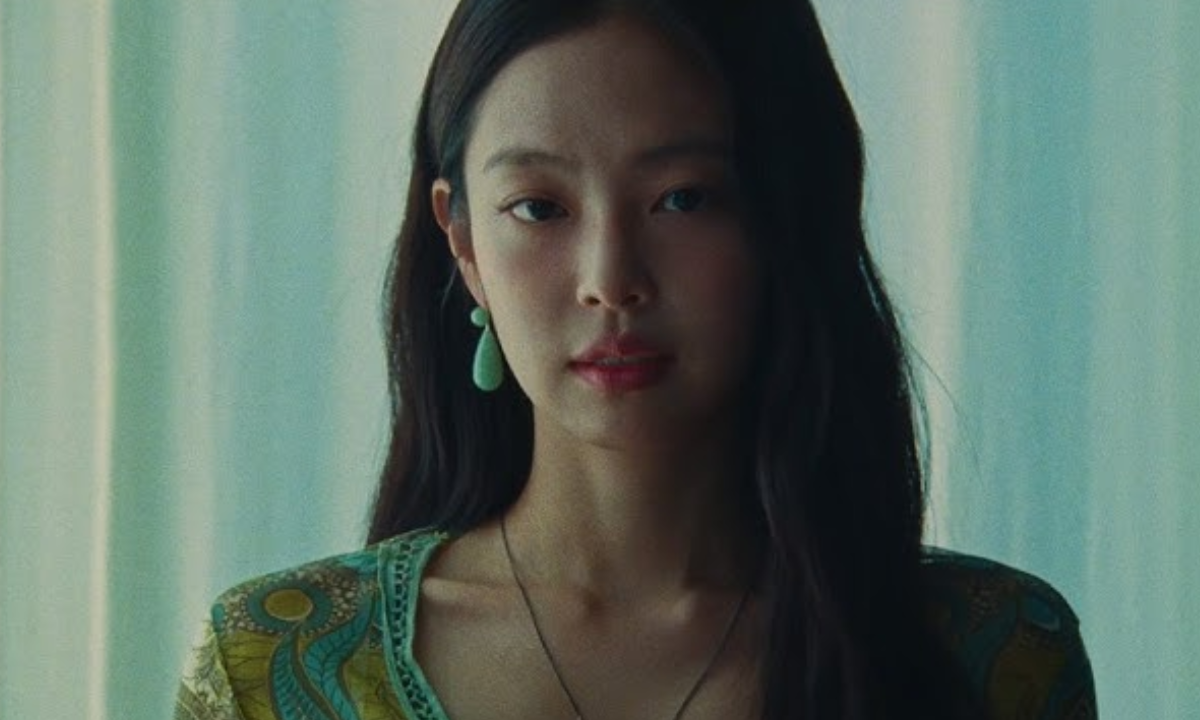 Lirik Lagu Less Than A Lover - Jennie BLACKPINK dan Terjemahannya, Relate Banget Buat yang Lagi HTS-an!