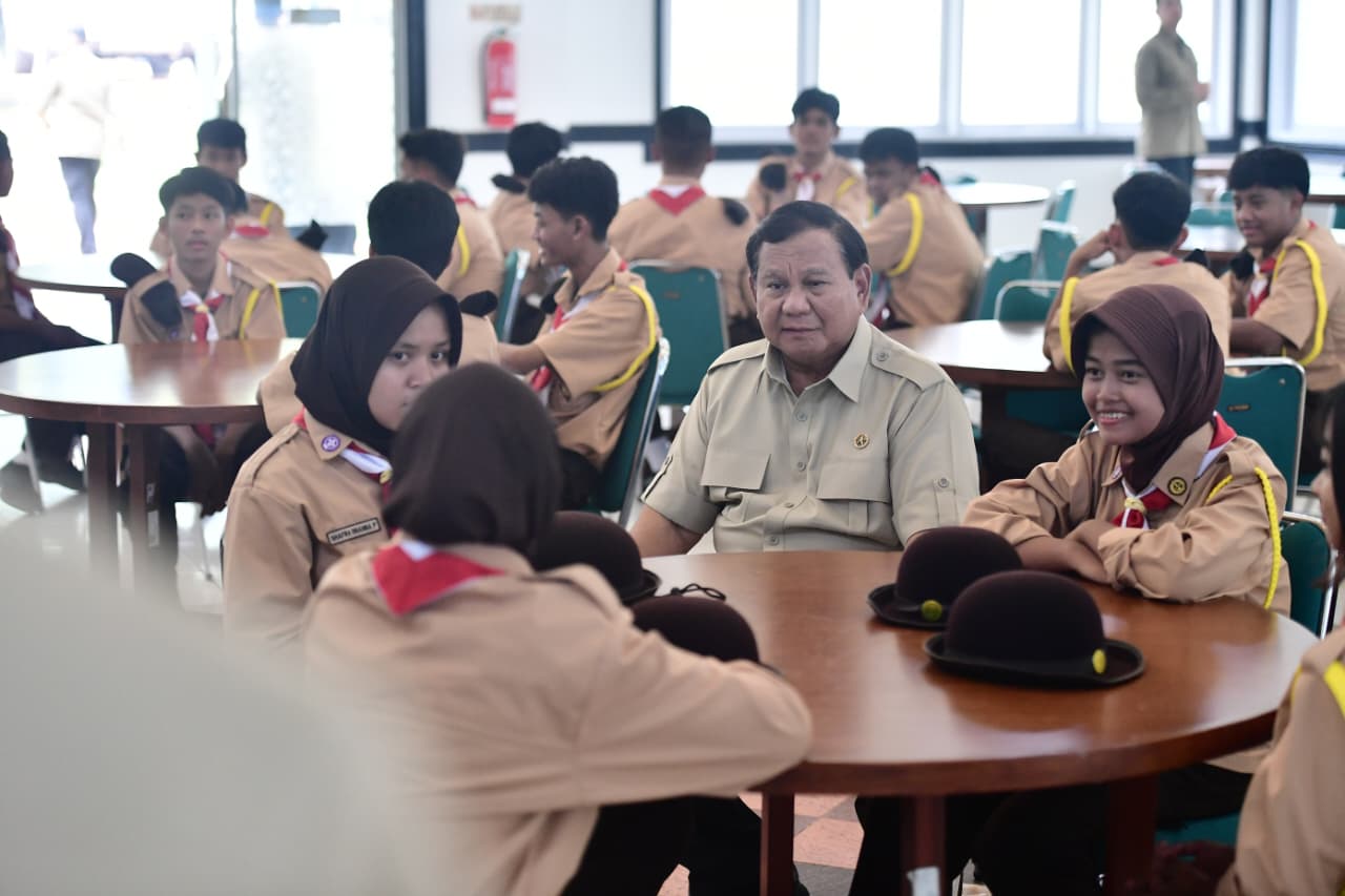 Prabowo Puji Fasilitas Sekolah Rakyat, Bandingkan dengan di Akademi Militer