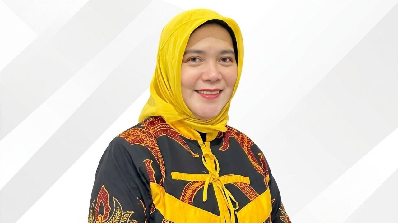 Cheng Yu Pilihan Direktur Sekolah Pramugari Angkasa Avia Endri Haryati: Chi Zhi Yi Heng