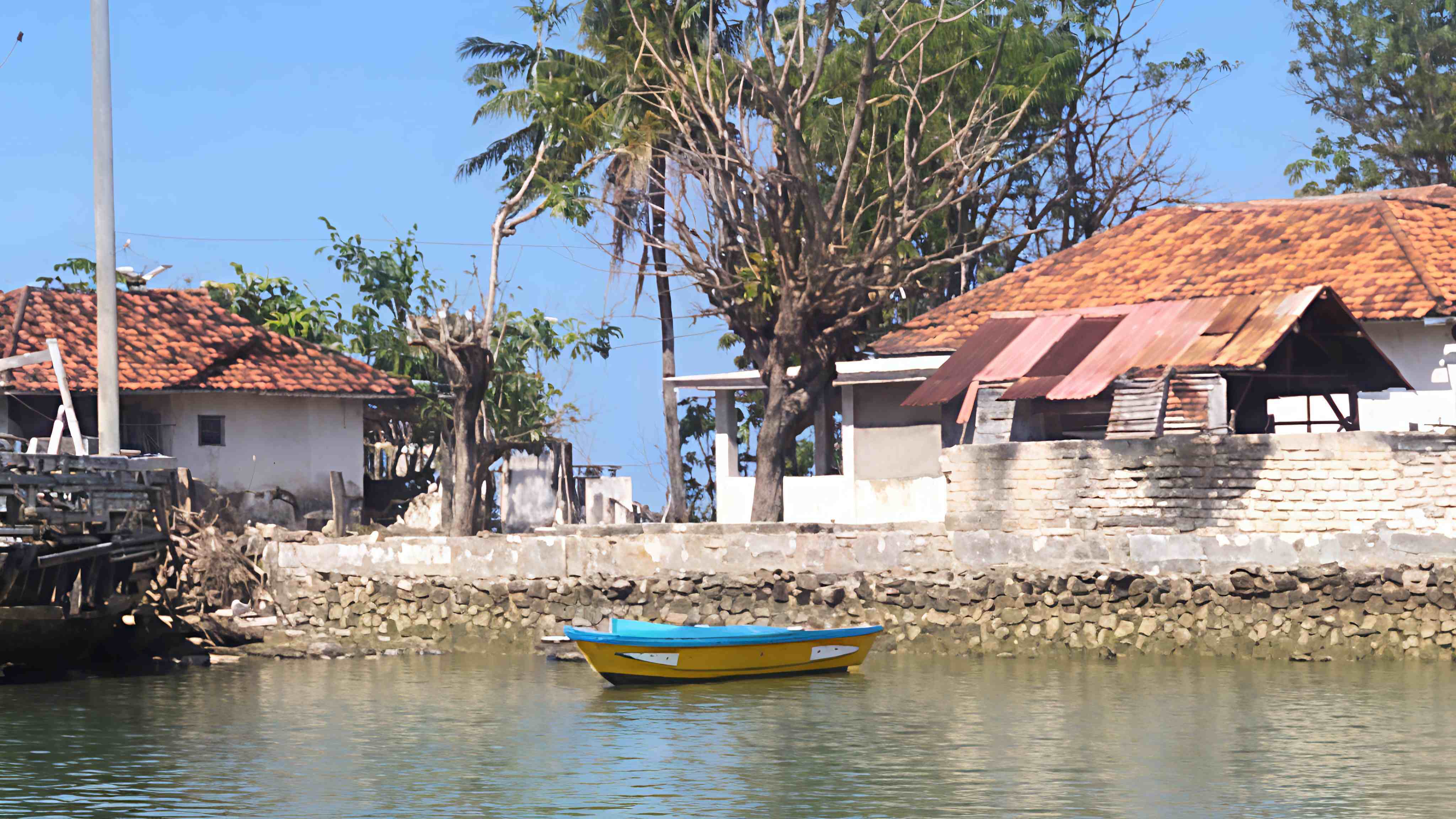 Geger 20 Hektar Pesisir Sumenep Miliki SHM, BPN Tidur?