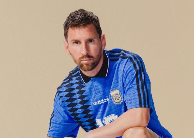 Lionel Messi Kirim Hadiah Natal dengan Cara Unik, Kirim Bir ke 160 Kiper yang Dibobolnya