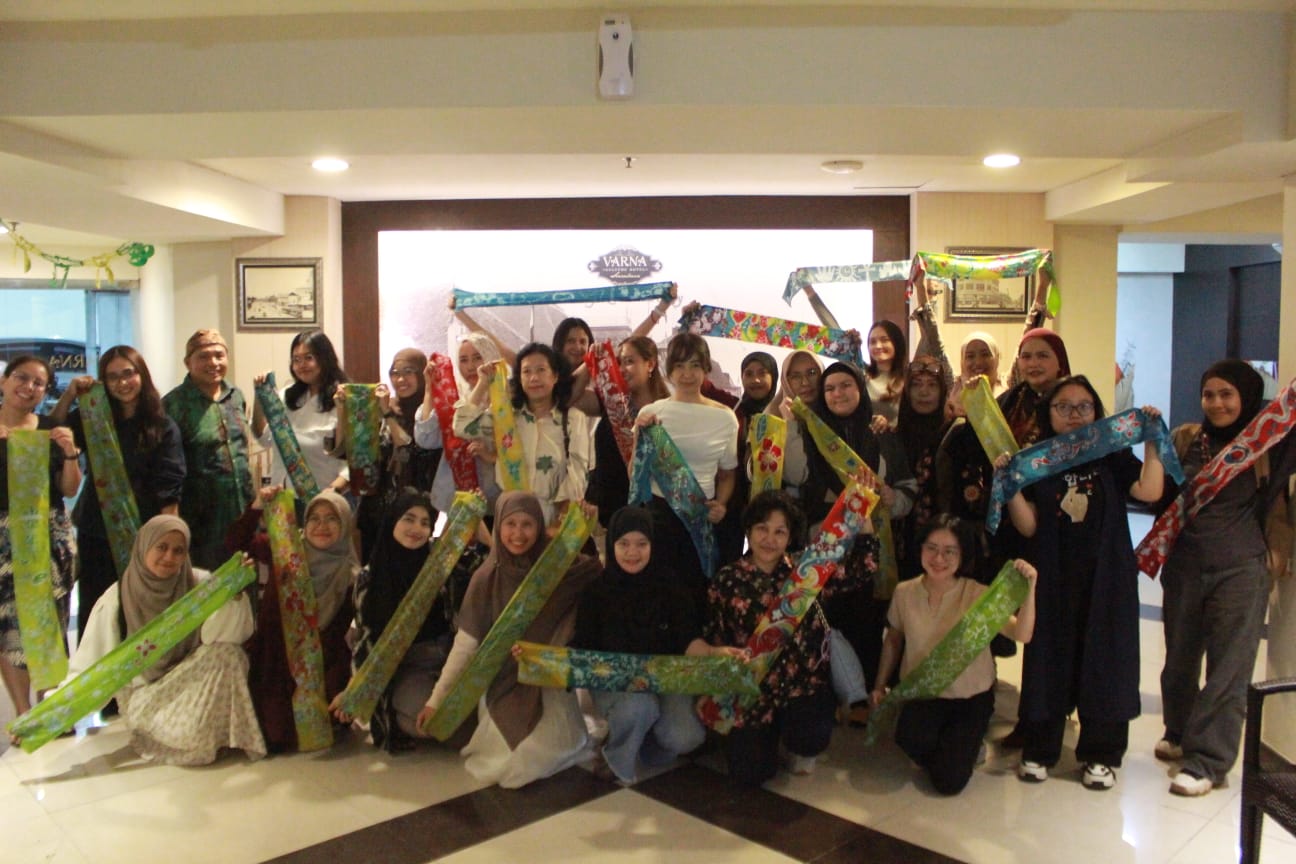 Workshop bersama Batik Teyeng Surabaya: Proses Mencanting sampai Ngelorot Tuntas dalam Dua Jam