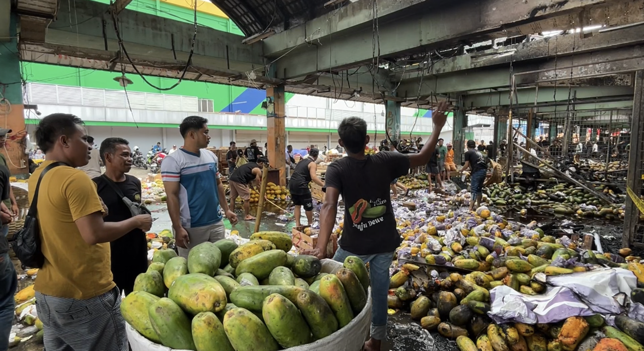Si Jago Merah Lahap 350 Ruko di Pasar Induk Kramat Jati, Dirut Pasar Jaya: Aktivitas Tetap Normal