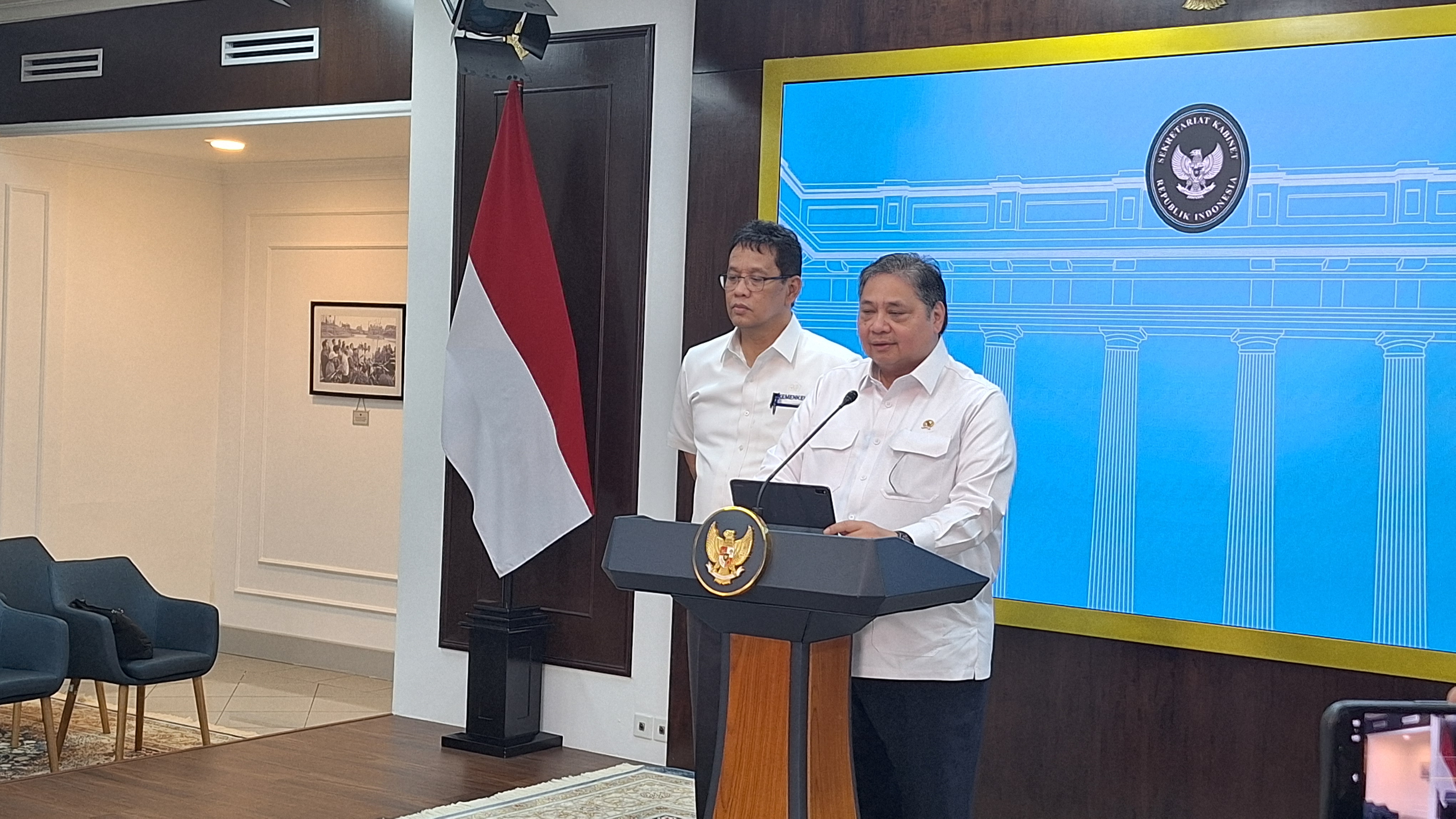Pemerintah Rilis 17 Paket Stimulus Ekonomi, Ada Program Bantuan Pangan hingga Insentif untuk Ojol!
