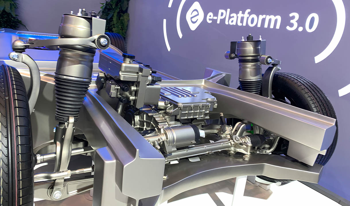 3 Teknologi Suspensi BYD Diusung ke GIIAS 2025, DiSus C Standar Baru Berkendara di Semua Kondisi Jalanan