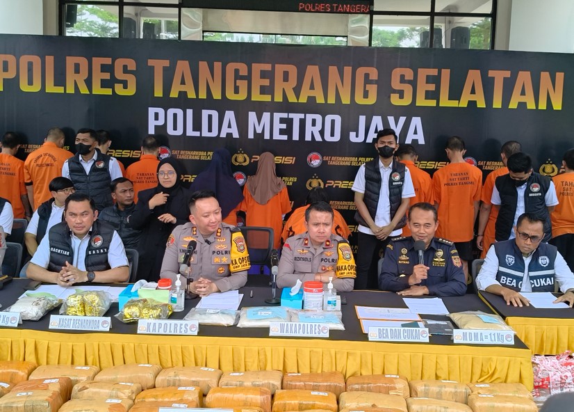 Pengedar yang Diamankan Polres Tangsel Jual Ganja Mulai Rp10 Juta per Kg