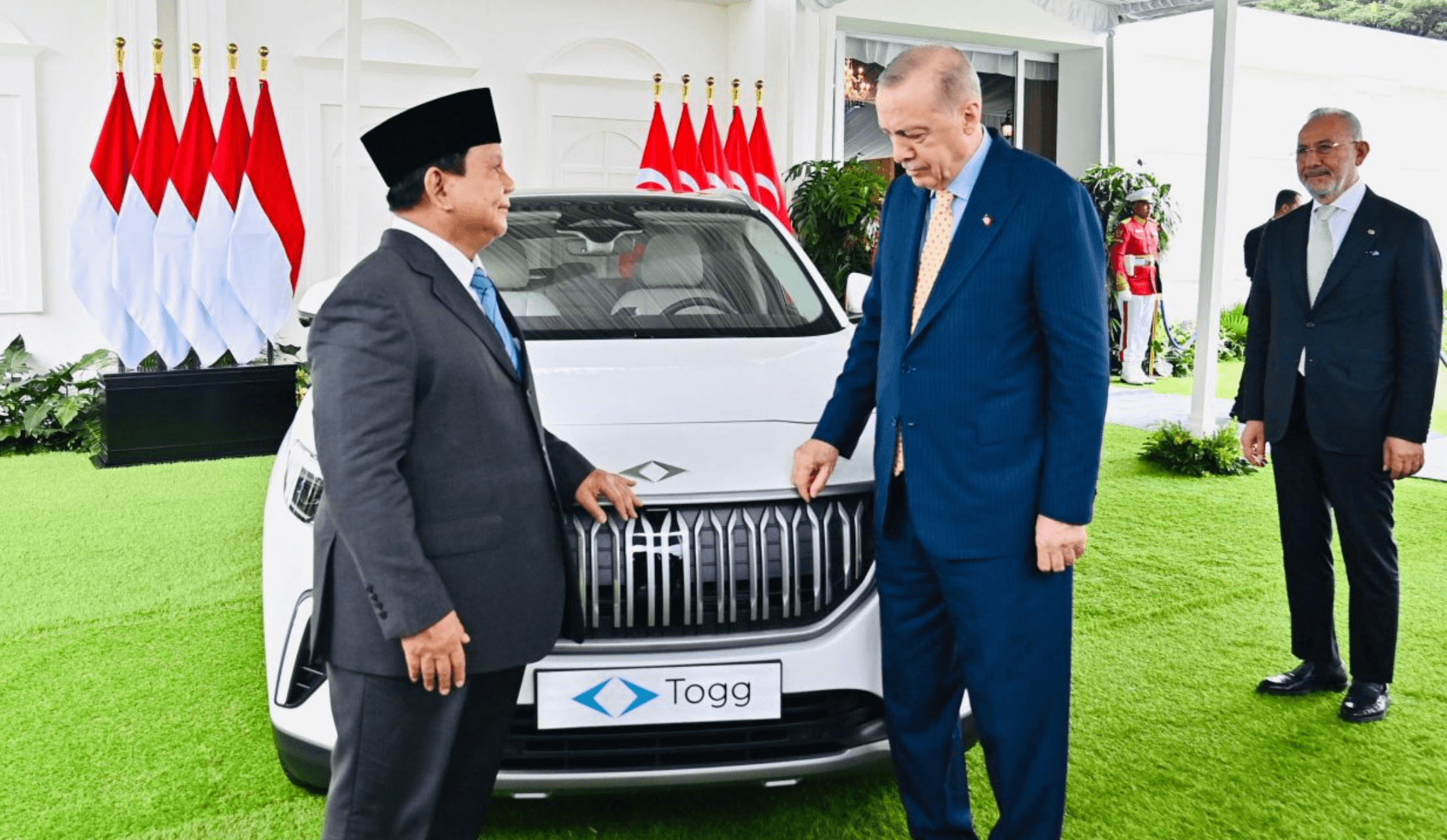 Eratkan Persahabatan, Turkiye Beri Hadiah Mobil Listrik Togg T10X ke Indonesia