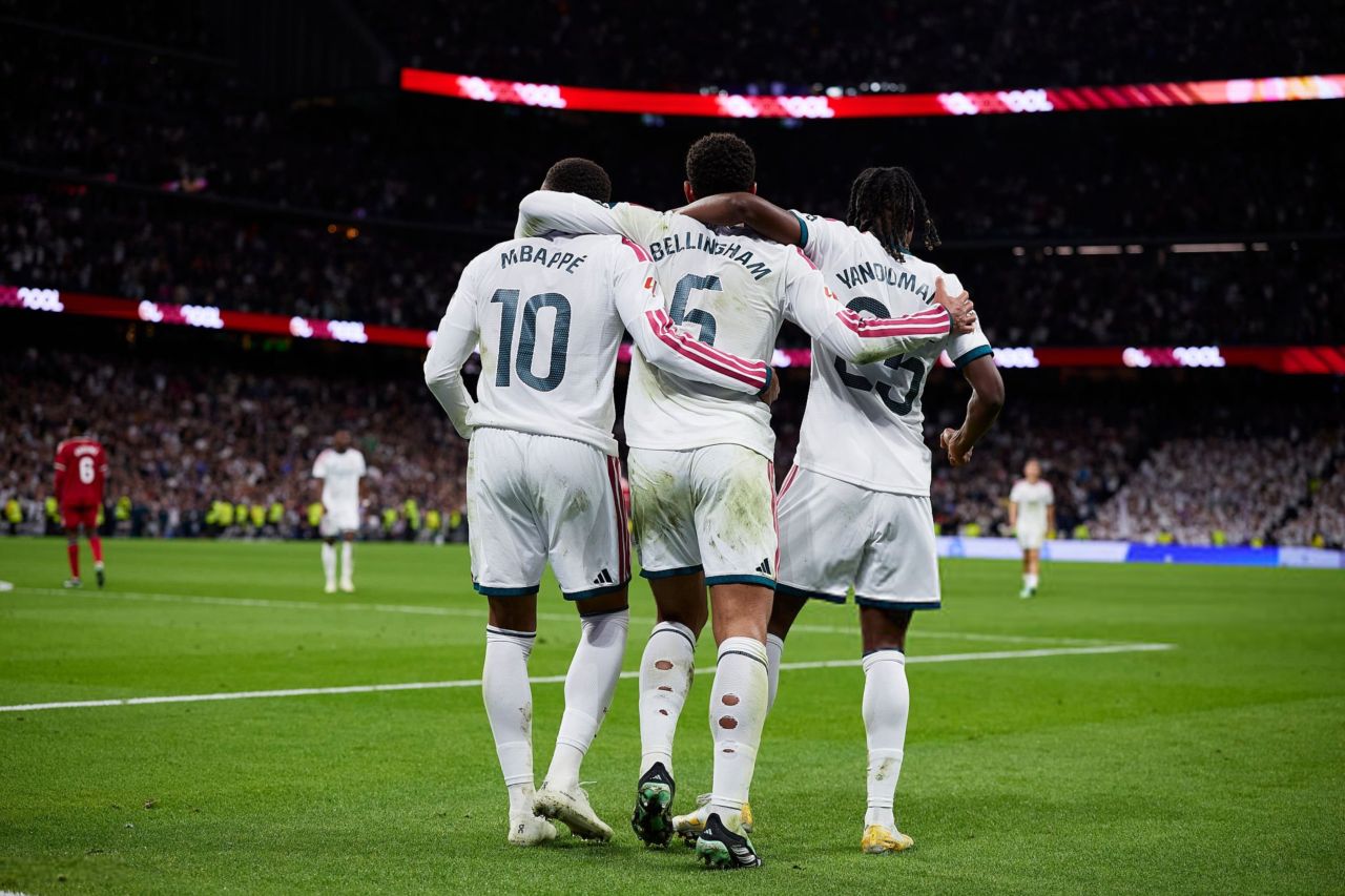 Real Madrid vs Sevilla 4-1, Los Blancos Pesta Gol Tanpa Vinicius Jr
