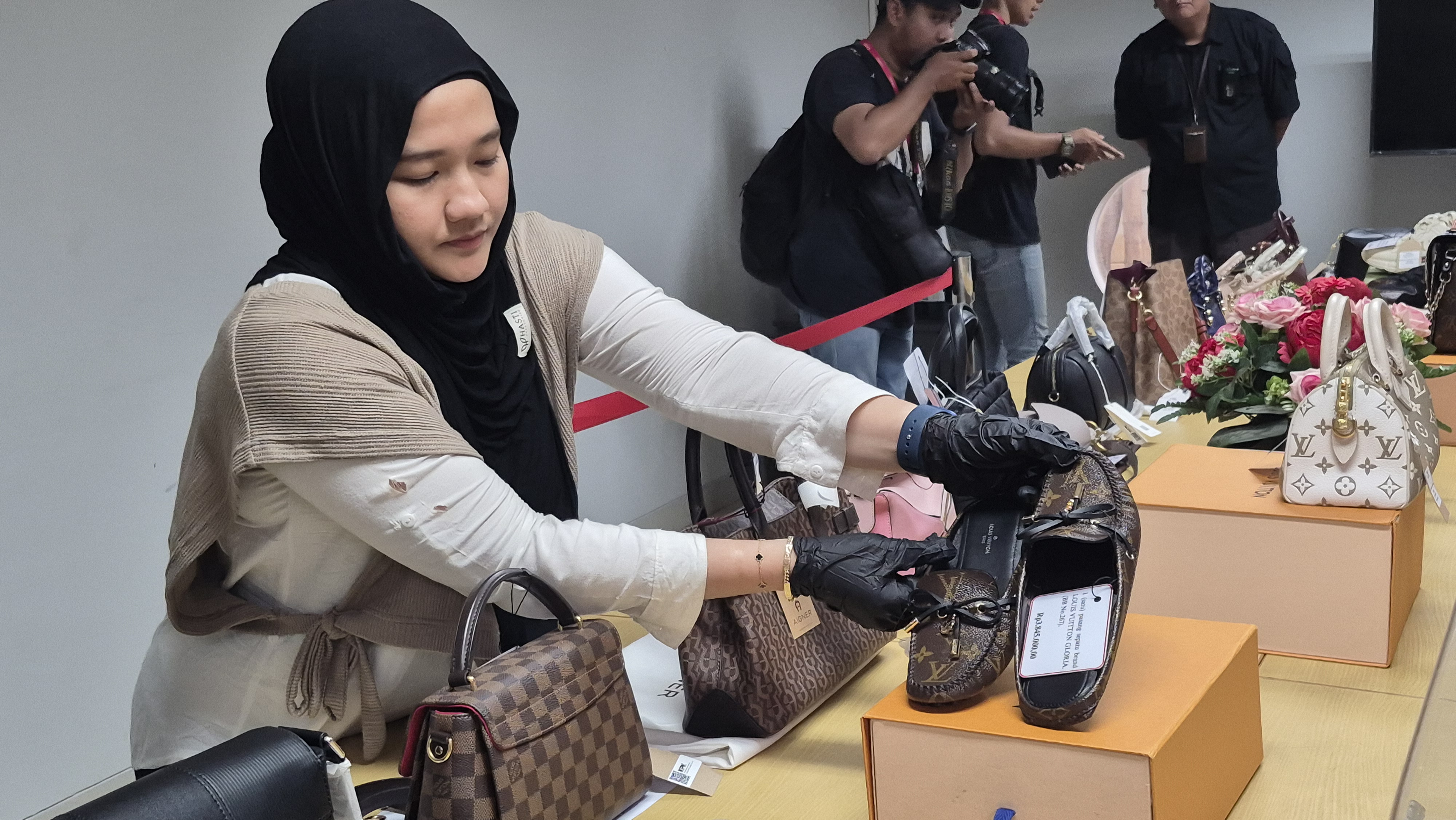 KPK Lelang 176 Lot Barang Rampasan di Momentum Hakordia 2025, Nilai Tembus Rp289 Miliar