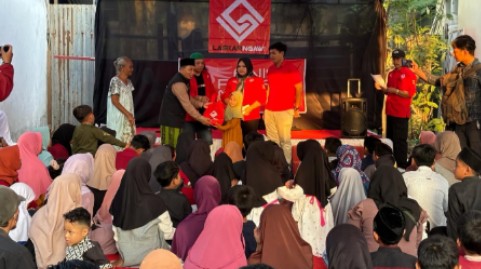 Laskar Ngawi Gandeng Baznas dan Pengembang Berbagi THR untuk Anak Yatim