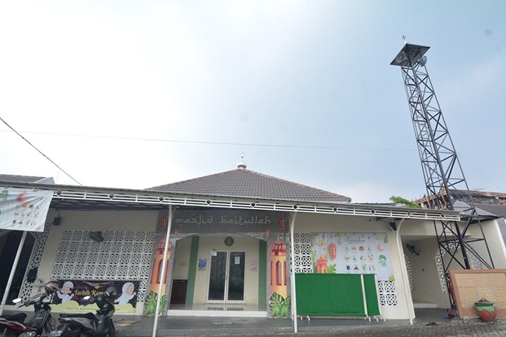 Serial Geliat Masjid Perumahan  (Seri 18): Masjid Baitullah, Sidoarjo; Persatukan Warga