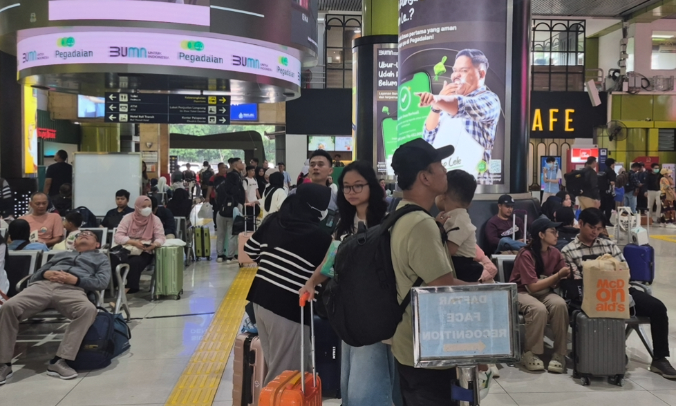 Jelang Hari Raya Idul Fitri, KAI Layani 1,2 Juta Penumpang KA  hingga Hari Ini