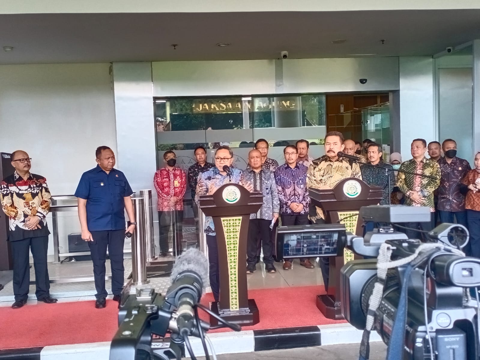 Mendag Zulhas Sambangi Kejagung, ST Burhanuddin: Kolaborasi 